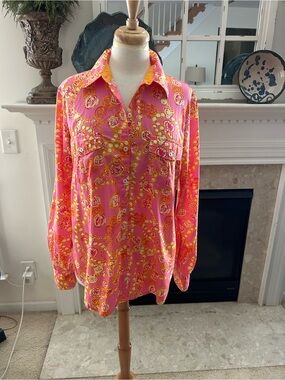 Lilly Pulitzer Bold Resort Tailored Style Pink & Yellow Printed Button-Down Shir